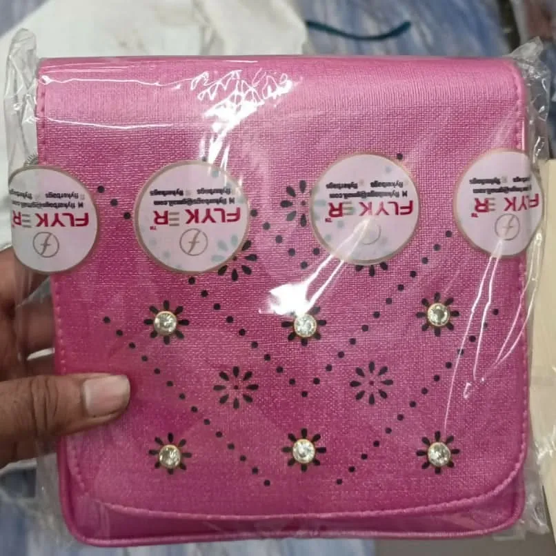 Elegant Pink Embellished Clutch Bag (TPT)
