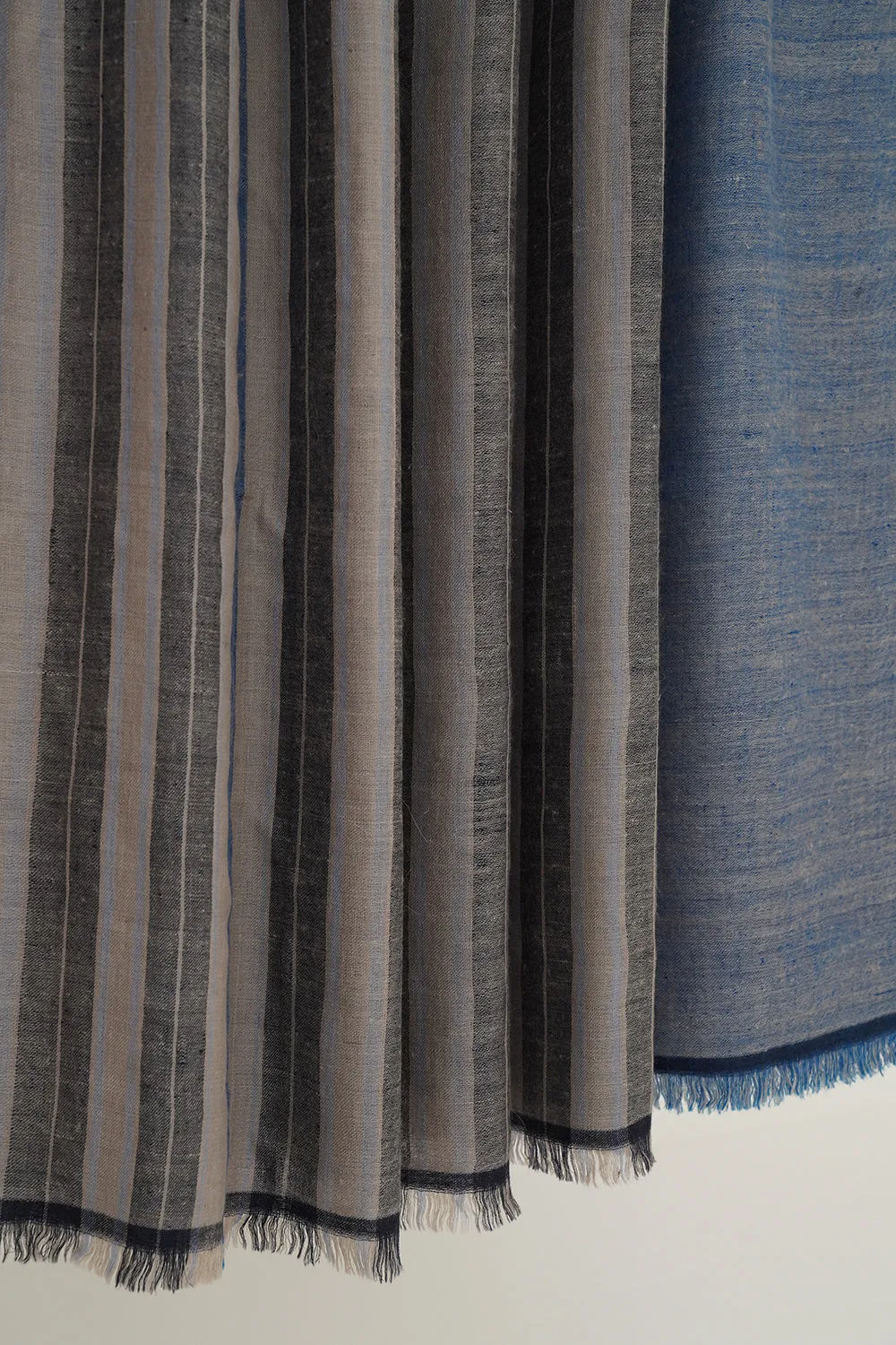 Nomad Cashmere Men's Oversize Shawl