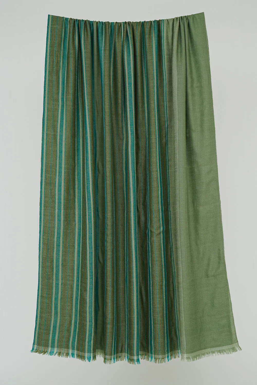 Nomad Cashmere Oversize Shawl