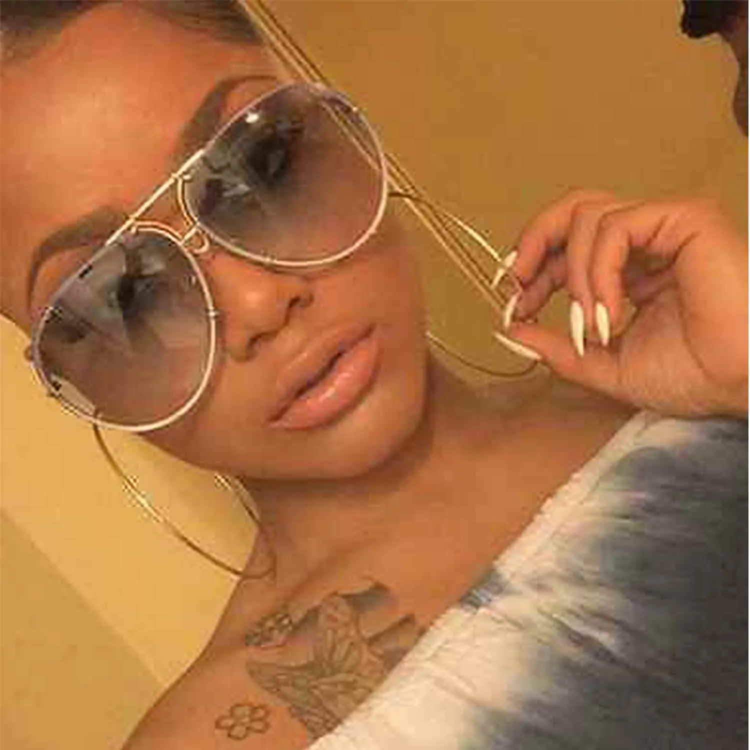 Street Chic Blue Gradient Aviator Sunglasses